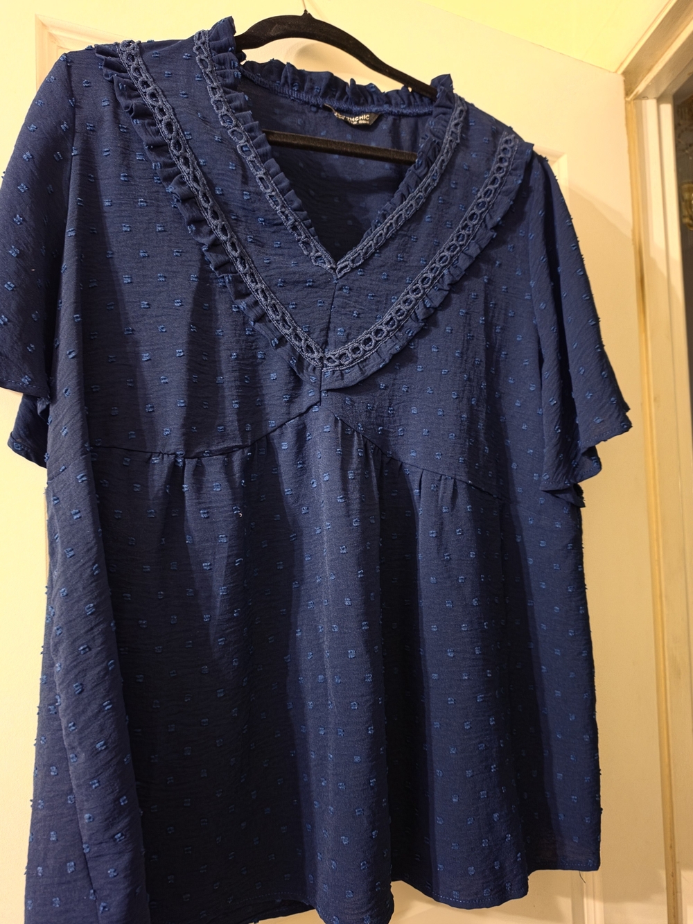 BloomChic Navy Blue Textured V-Neck Flutter Sleeve Top